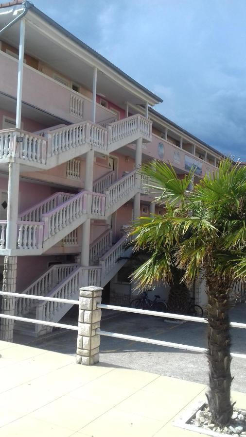 Apartment Leona Μεντουλίν Εξωτερικό φωτογραφία